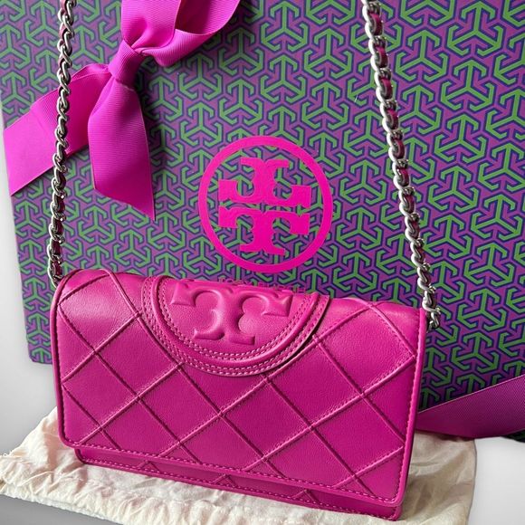 AUTH. NWT Tory Burch Pink Fleming Soft Crossbody Bag & Silver Kira Studs $576 - Picture 16 of 17
